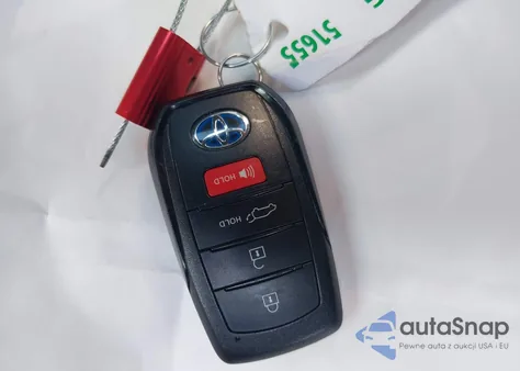 2021 Toyota Venza Xle из США, поврежденный, VIN JTEAAAAH4MJ035521